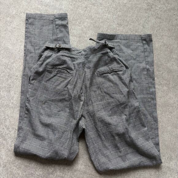 Brandy Melville Grey Trouser Pants - Picture 3 of 5